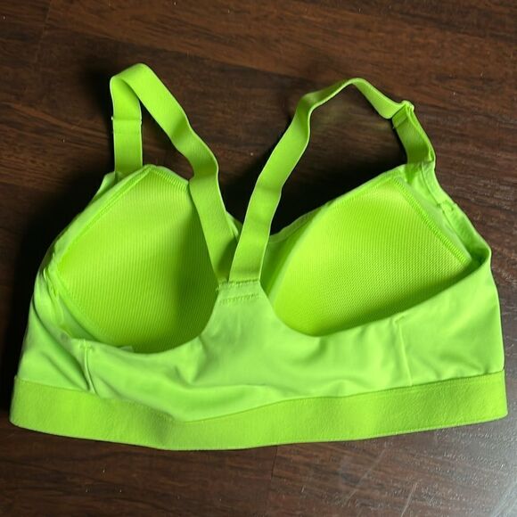 Sports bra  - Picture 3 of 3